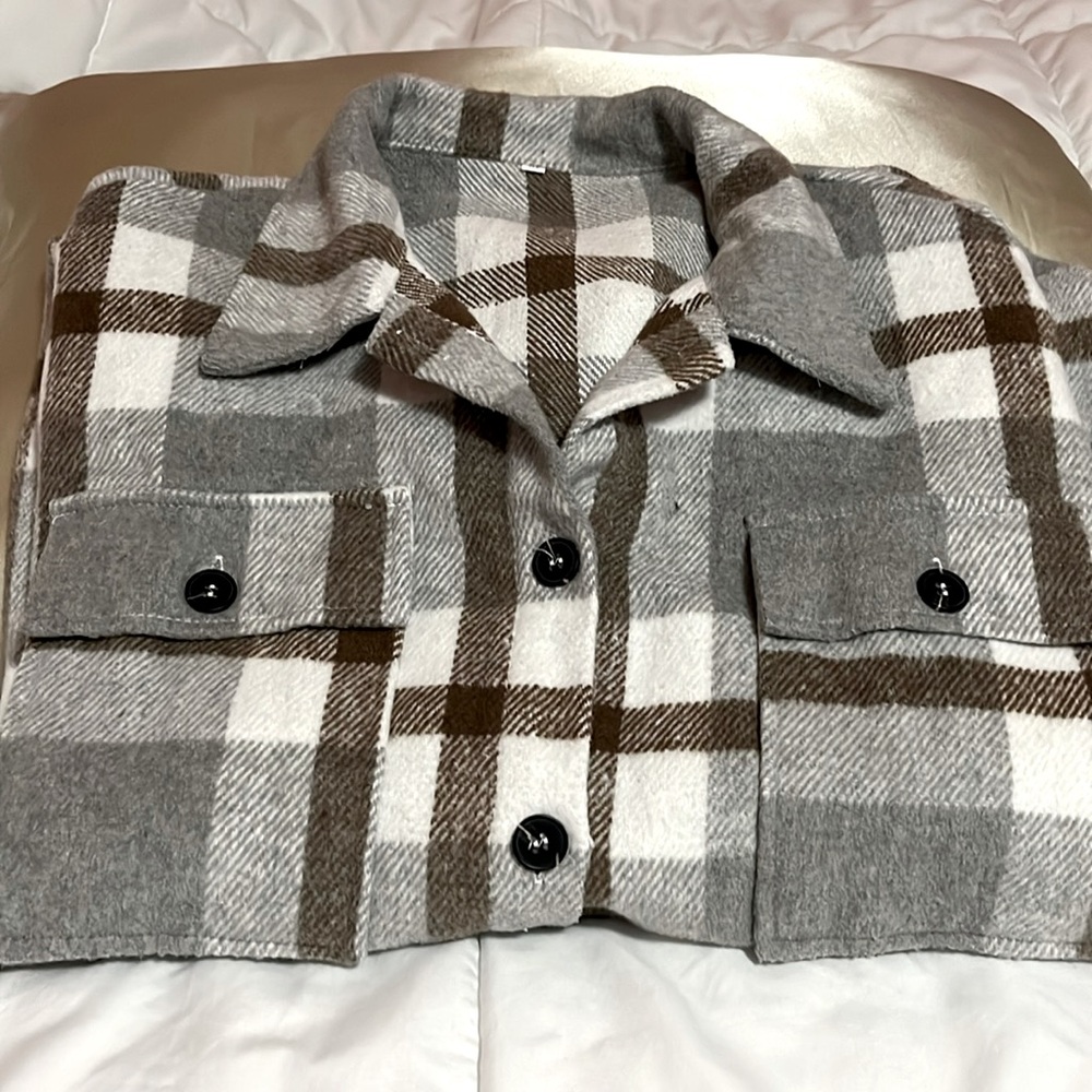 Flannel shirt or shacket